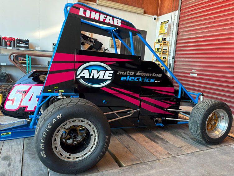 AME sprint car — after graphics (1)